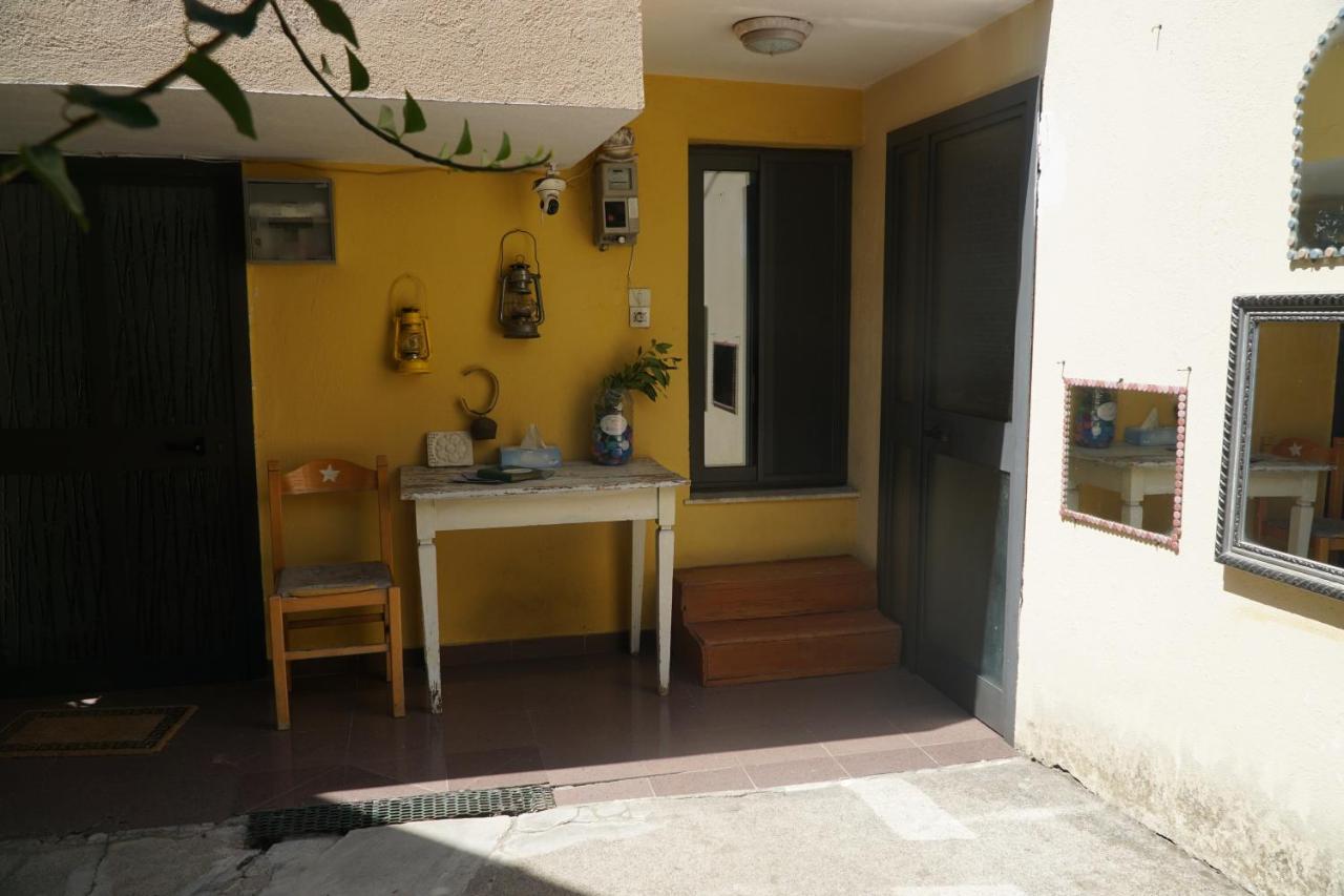 Albaniantrip Rooms And Apartments Tiranë Ngoại thất bức ảnh